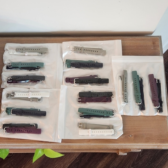 โ 30 Fitbit Luxe Sport Bands Set โ 5 Packs of 6 Bands, NEW, Sealed - Picture 1 of 12